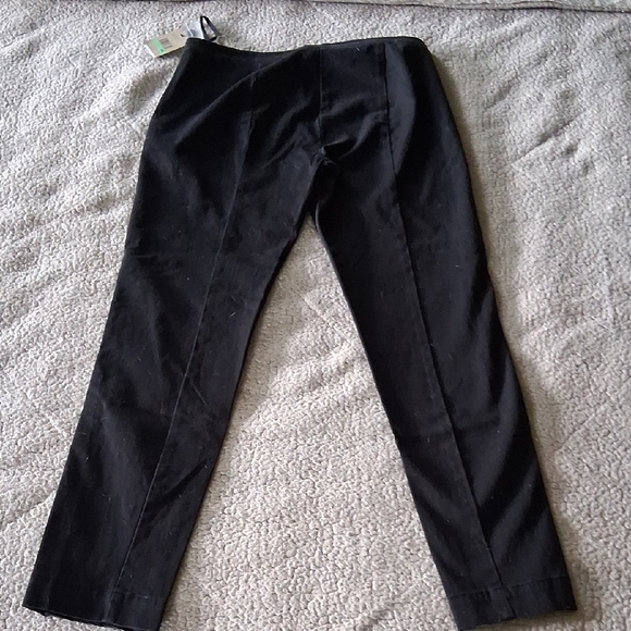 New DKNY Classic Black Cropped Pants - Picture 7 of 7